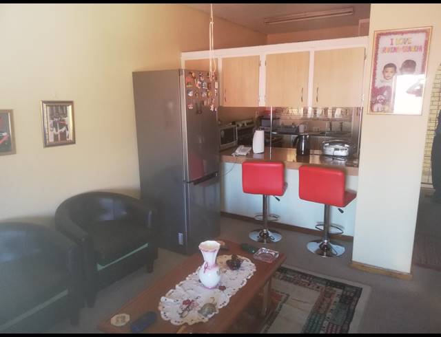 2 BEDROOM RETIREMENT UNIT FOR SALE IN PIETERMARITZBURG CENTRAL
